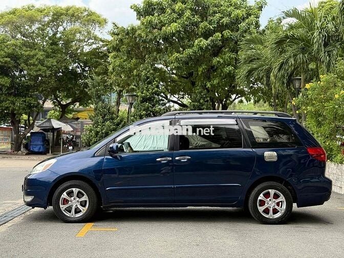 Toyota Sienna LE 2003 - 100000 km