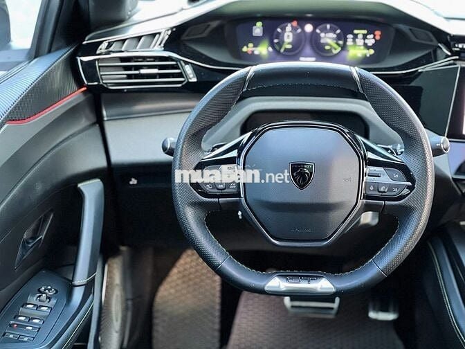 Peugeot 408 GT 2023 - 20700 km