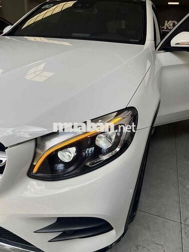 Mercedes Benz GLC 300 2019 Siêu Đẹp