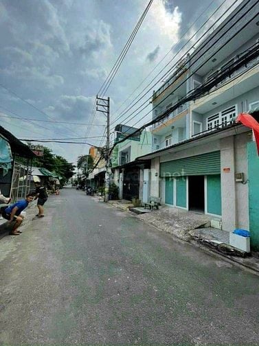 BÁN ĐẤT THỔ CƯ 100% TẶNG NHÀ CẤP 4 