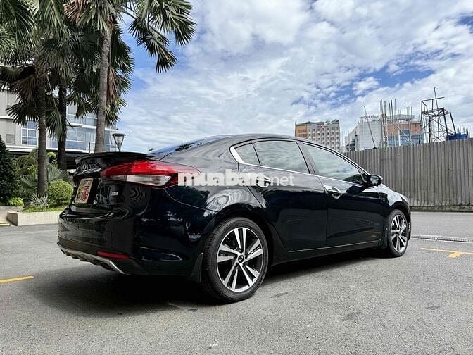 Kia Cerato 2018 2.0 AT - bản cao cấp nhất