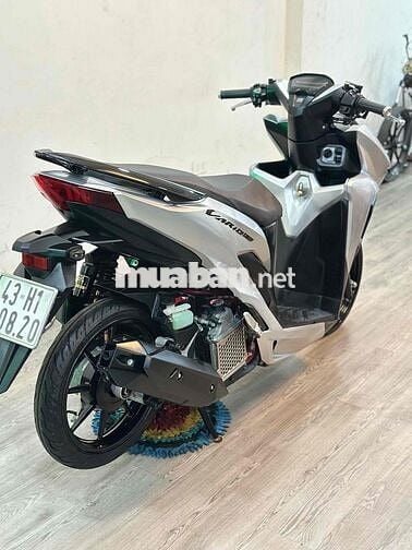 Vario 150 bạc poccher siêu đẹp 2021 nợ xấu đưa 13t