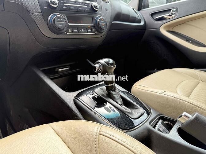 Kia Cerato 2018 2.0 AT - bản cao cấp nhất