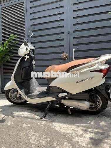 Hond Lead máy êm,giấy tờ hợp lệ,biển số thành phố