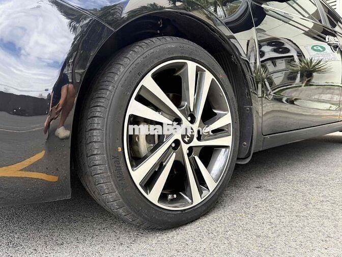 Kia Cerato 2018 2.0 AT - bản cao cấp nhất