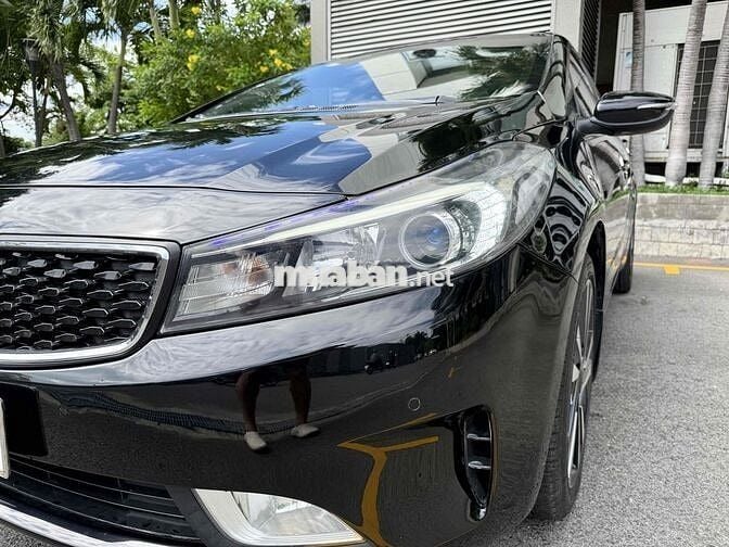 Kia Cerato 2018 2.0 AT - bản cao cấp nhất