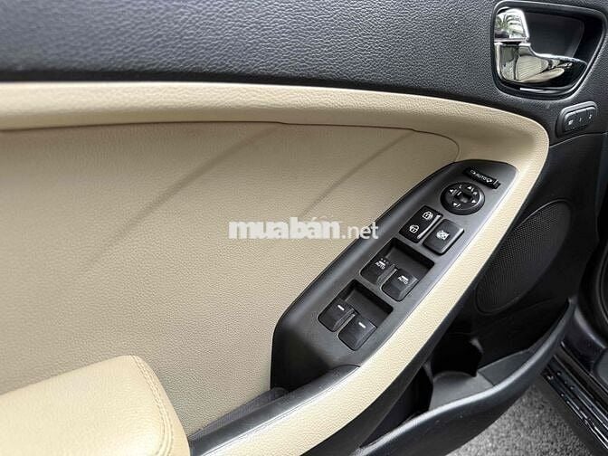 Kia Cerato 2018 2.0 AT - bản cao cấp nhất