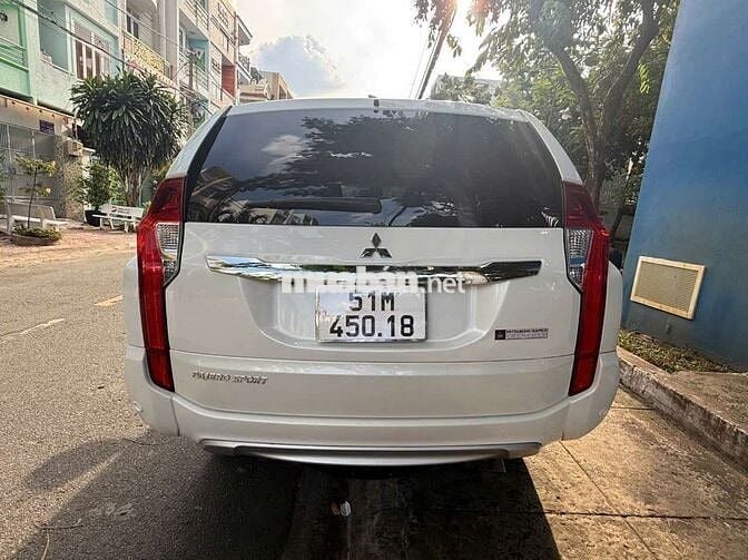 Mitsubishi Pajero Sport 2018 bản 3.0G