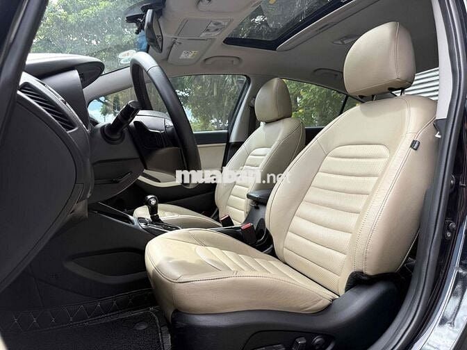 Kia Cerato 2018 2.0 AT - bản cao cấp nhất