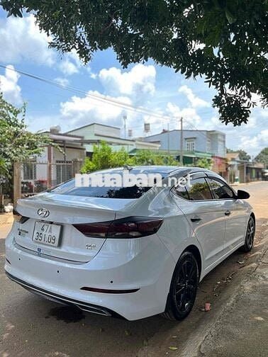 Hyundai Elantra 2018 Sport 1.6 AT