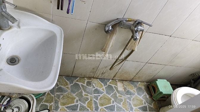 Chính chủ cho thuê nhà riêng trong ngõ 147 Lê Duẩn , hn . 