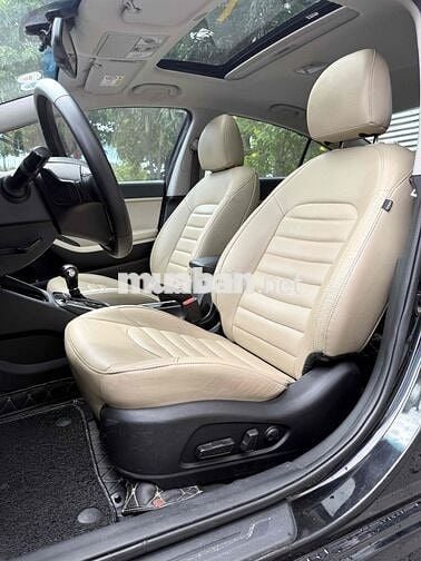 Kia Cerato 2018 2.0 AT - bản cao cấp nhất