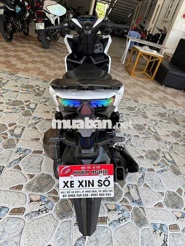 Vario 150 2018 Trắng Đen