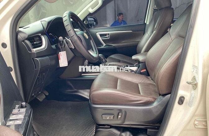 Fortuner xăng tự động 2017 màu trắng xe đẹp đi kỹ