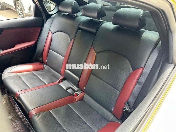 Kia K3 2024 Premium 1.6 AT - 35000 km