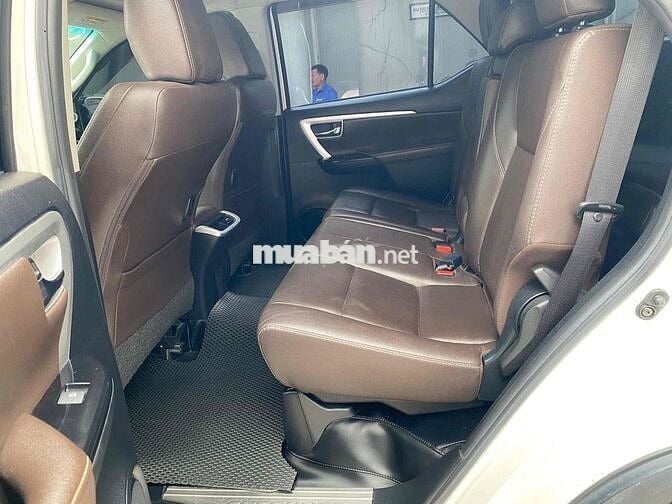 Fortuner xăng tự động 2017 màu trắng xe đẹp đi kỹ