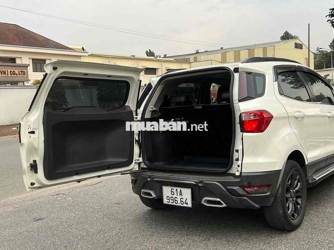 Ford EcoSport 2017 Titanium 1.5L AT - bản full cao