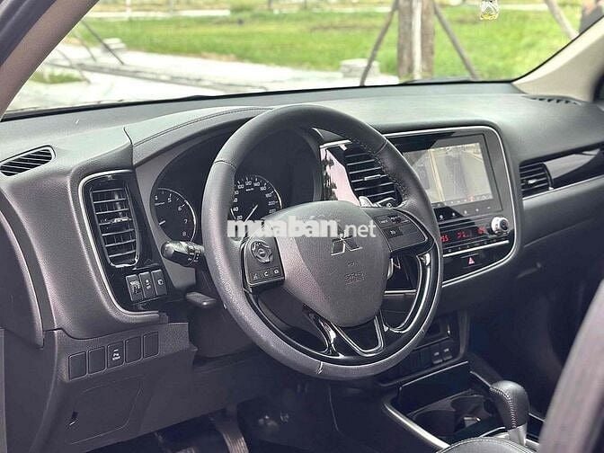Mitsubishi Outlander 2022 - Odo 4,5vkm giá hợp lý