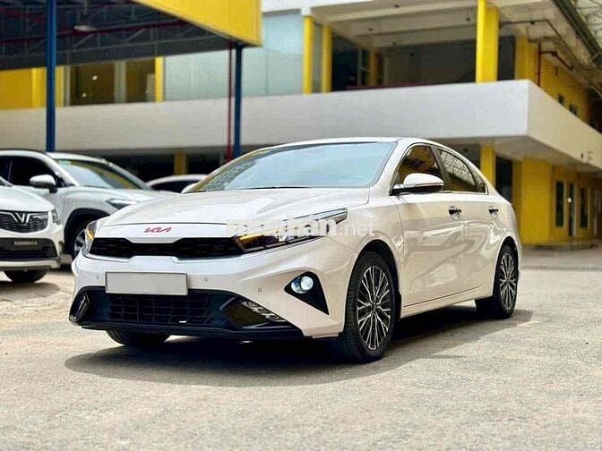 Kia K3 2024 Premium 1.6 AT - 35000 km
