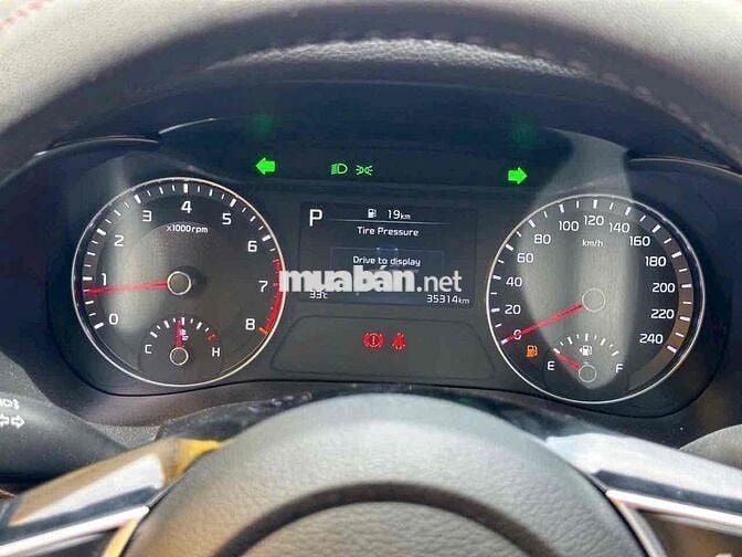 Kia K3 2024 Premium 1.6 AT - 35000 km