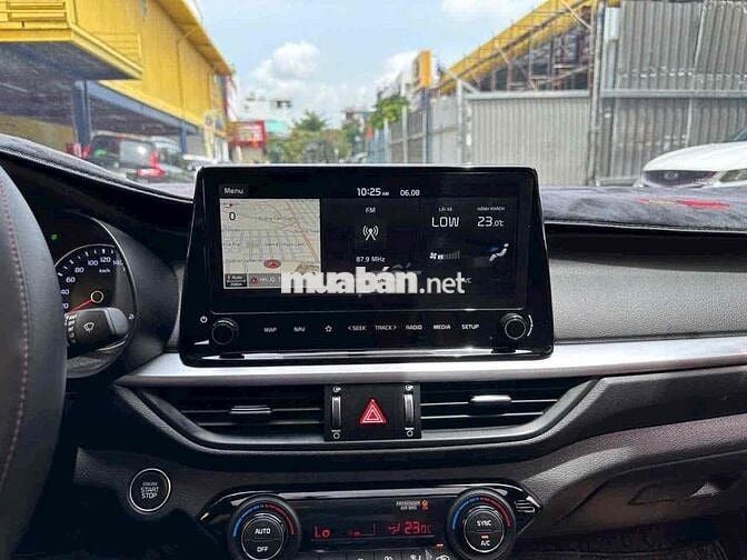 Kia K3 2024 Premium 1.6 AT - 35000 km