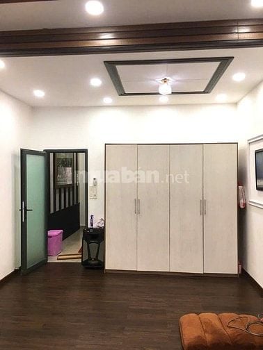 NHÀ ĐEP 3 LẦU - ĐỐI DIỆN CÔNG VIÊN - VIP KHU BÌNH PHÚ 