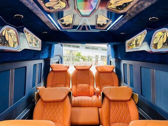 FORD TRANSIT PREMIUM PLUS