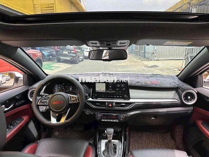 Kia K3 2024 Premium 1.6 AT - 35000 km