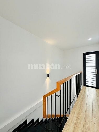 CHÍNH CHỦ BÁN NHÀ 205/ ĐS 8 ĐÚC 3 LẦU HẺM ĐẸP FULL NỘI THẤT GIÁ MỀM