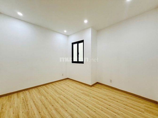 CHÍNH CHỦ BÁN NHÀ 205/ ĐS 8 ĐÚC 3 LẦU HẺM ĐẸP FULL NỘI THẤT GIÁ MỀM