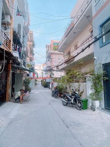 NGÂN HÀNG THANH LÝ Nhà Bà Huyện Thanh Quan Q3. Dt 60m2/4ty400 Sổ sẵn