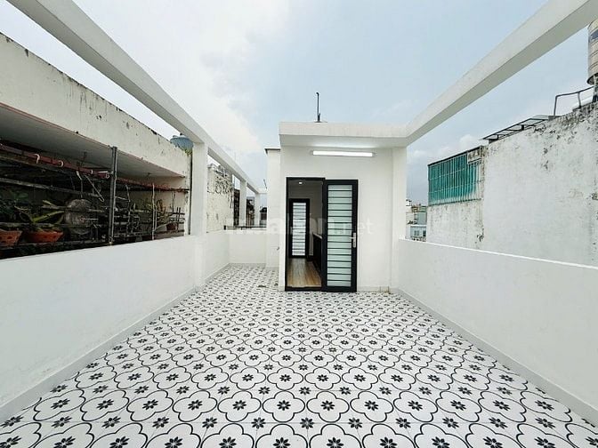 CHÍNH CHỦ BÁN NHÀ 205/ ĐS 8 ĐÚC 3 LẦU HẺM ĐẸP FULL NỘI THẤT GIÁ MỀM