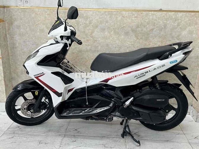 AB 125 đời 2022 màu trắng đỏ 43AH -027.36