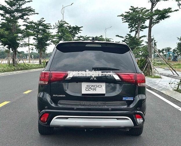 Mitsubishi Outlander 2022 - Odo 4,5vkm giá hợp lý