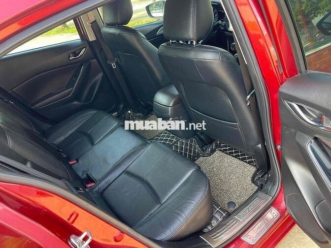 Mazda 3 2017 1.5 AT Sedan - 60000 km