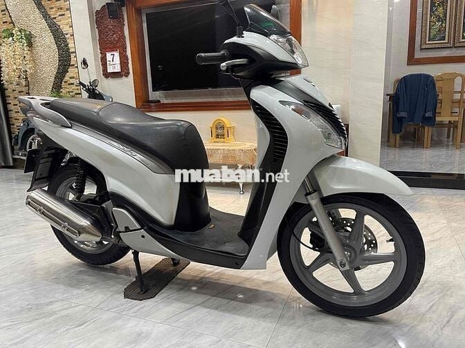SH NK italia 150i SM 1089 ĐKT 12-2011  màu trắng