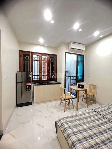 Nhà phố 8/3 - HBT - lô góc - oto -7 tầng thang máy -vừa ở vừa cho thuê