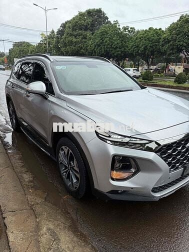 Hyundai Santa Fe 2019 2.2D Premium - 90000 km
