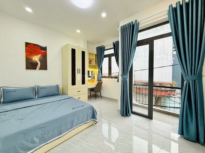 Nhà 3 Lầu đẹp Cao cấp góc 2 mặt hẻm xe hơi 1 trục 5m Phan Huy Ích