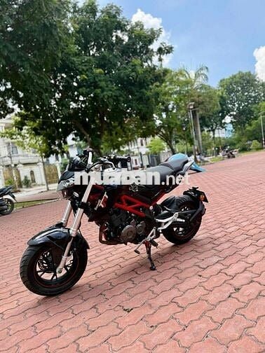 Moto Mini Benelli Tnt125