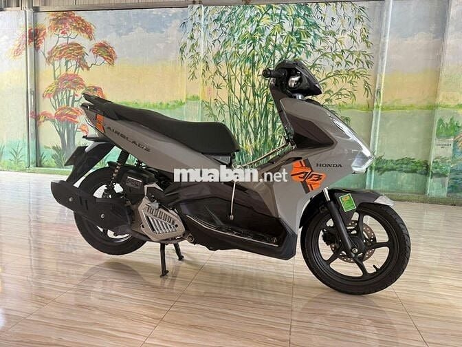 Mình cần bán AB 125 2021