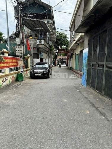 Hoài đức,quốc lộ 32c vào 50m tại thôn nhuệ ,đức thượng 