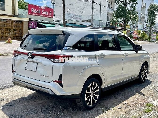 Toyota Veloz Cross 2022 CVT Top
