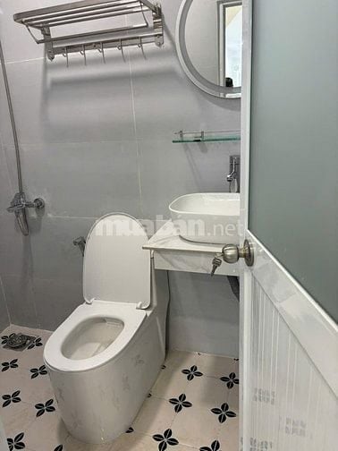 Nhà mới cho thuê đường Hoàng Hoa Thám, P.5, Bình Thạnh
