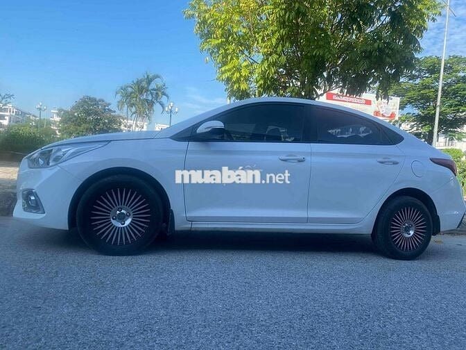 Hyundai Accent 2019 - 75000 km