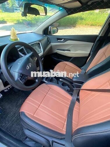 Hyundai Accent 2019 - 75000 km