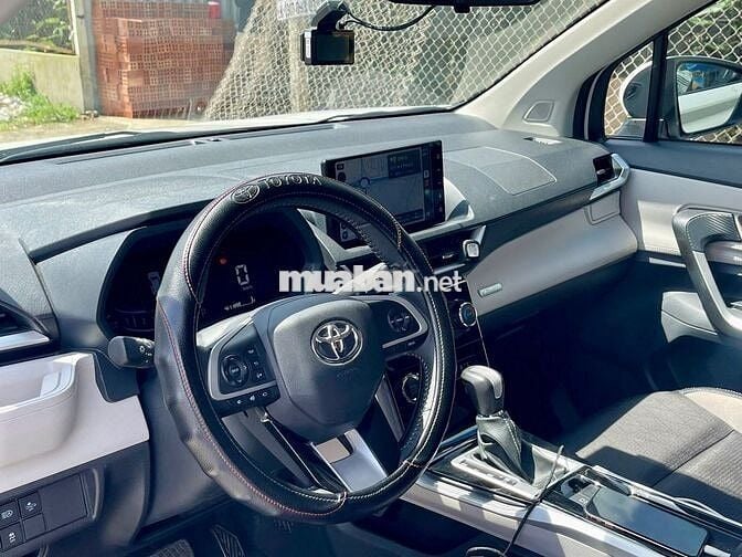 Toyota Veloz Cross 2022 CVT Top