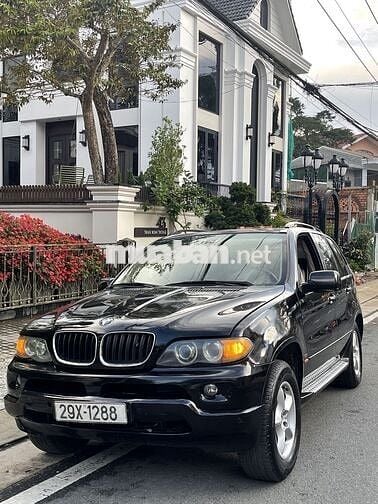BMW X5 2004 - 12345 km