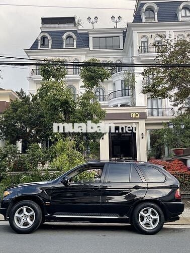 BMW X5 2004 - 12345 km