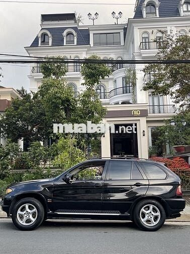 BMW X5 2004 - 12345 km